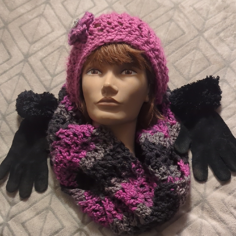 handmade, hot pink and grey, crocheted beanie and matching infinity scarfβ set